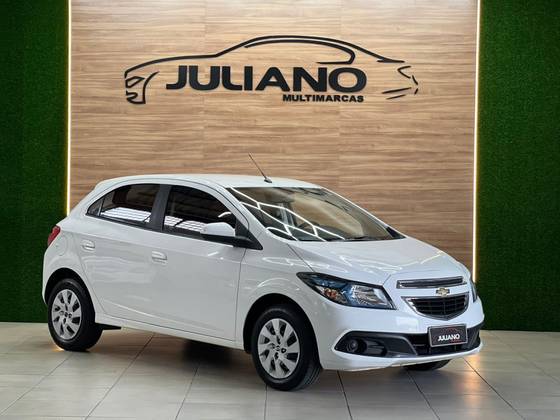 CHEVROLET ONIX 1.4 MPFI LT 8V FLEX 4P MANUAL